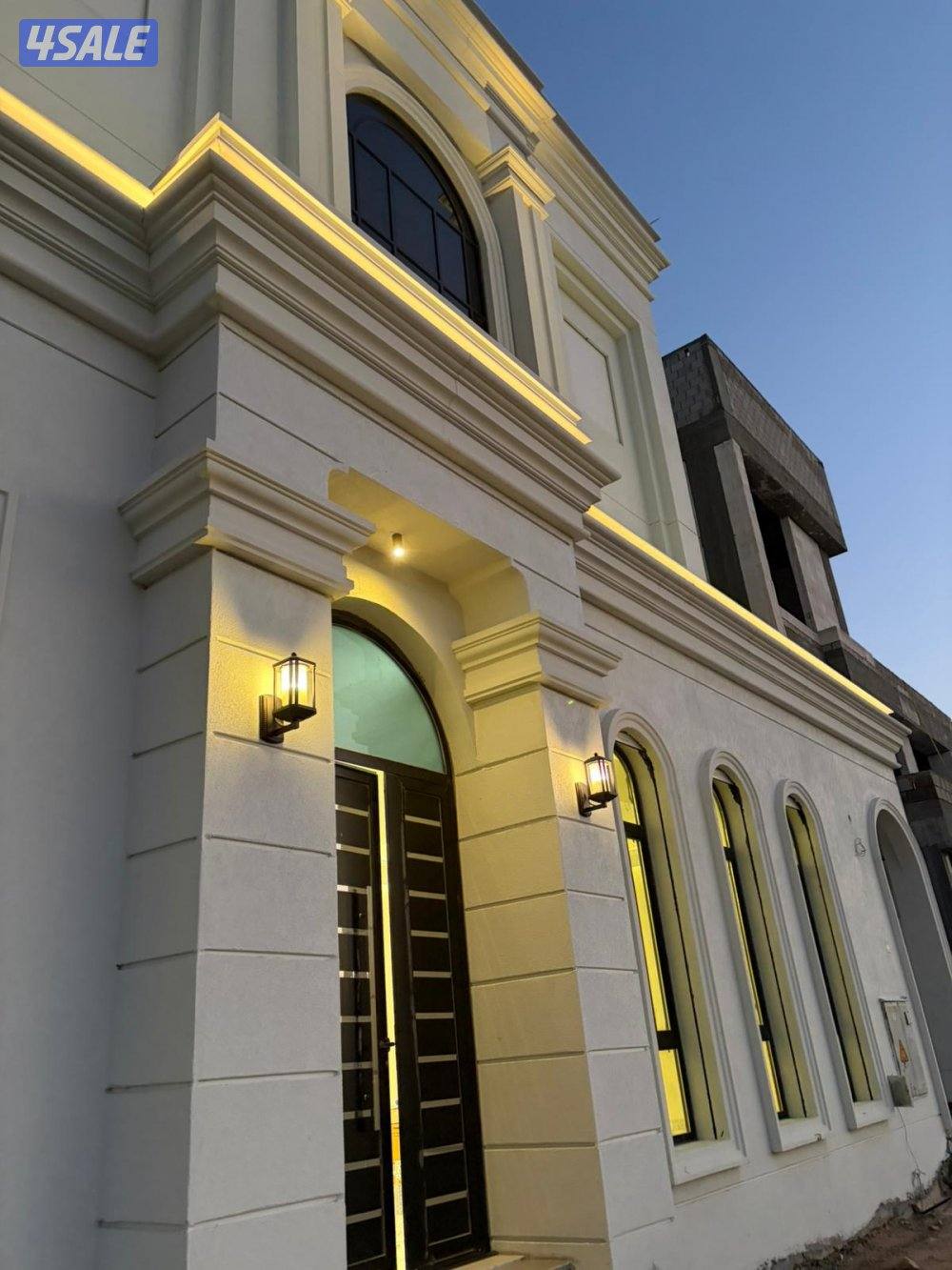 للايجار بالمطلاع قسائم ثلاث ادوار ونص تشطيب سوبر ديلوكس وشقتين0