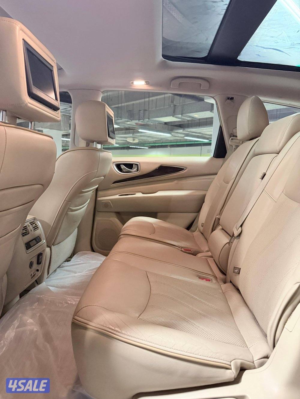 انفينيتي QX60 موديل 2014 عداد 90 كم اعلى فئة وكالة4