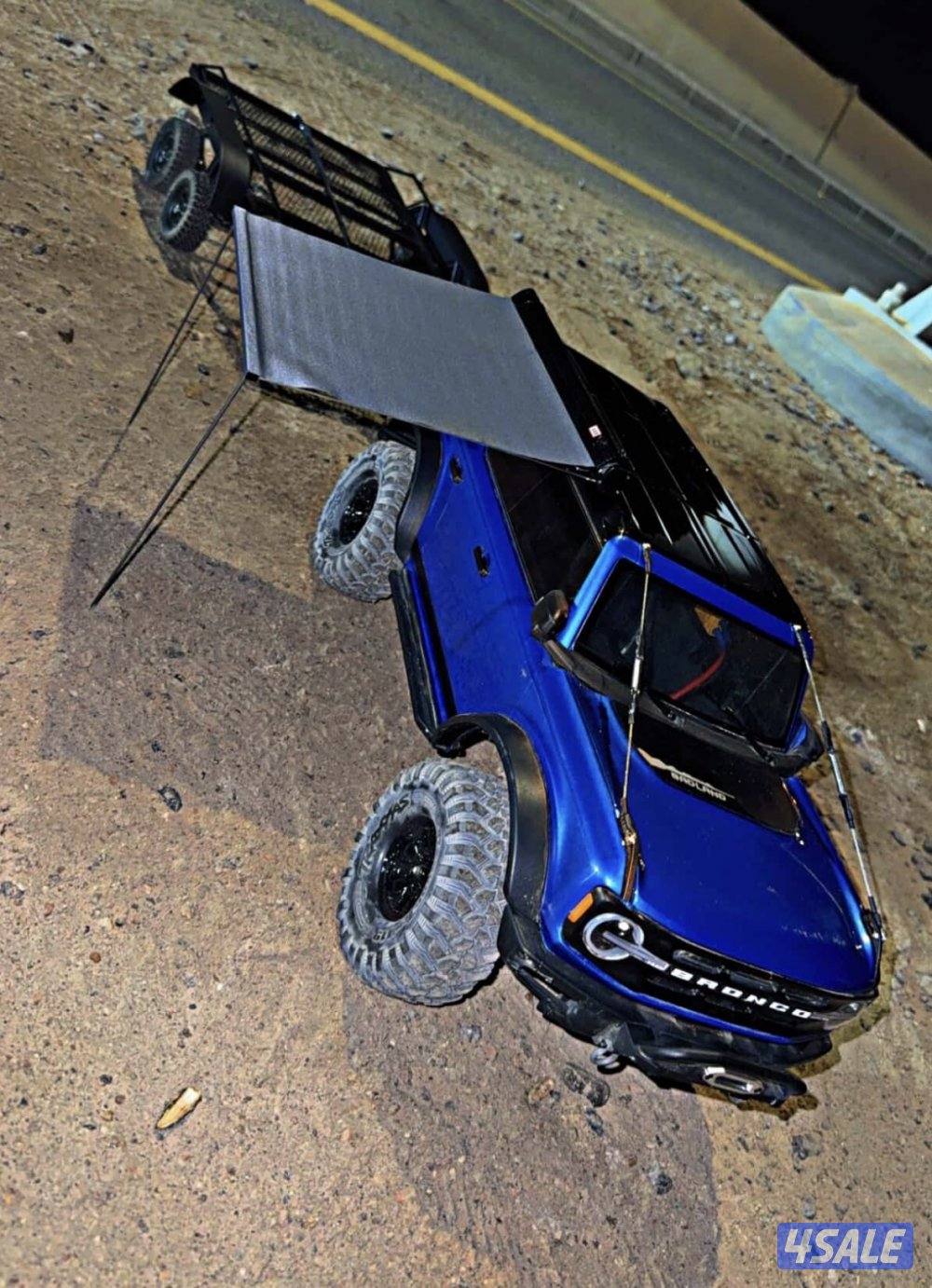 للبيع برونكو كراولر تراكسس 1/101