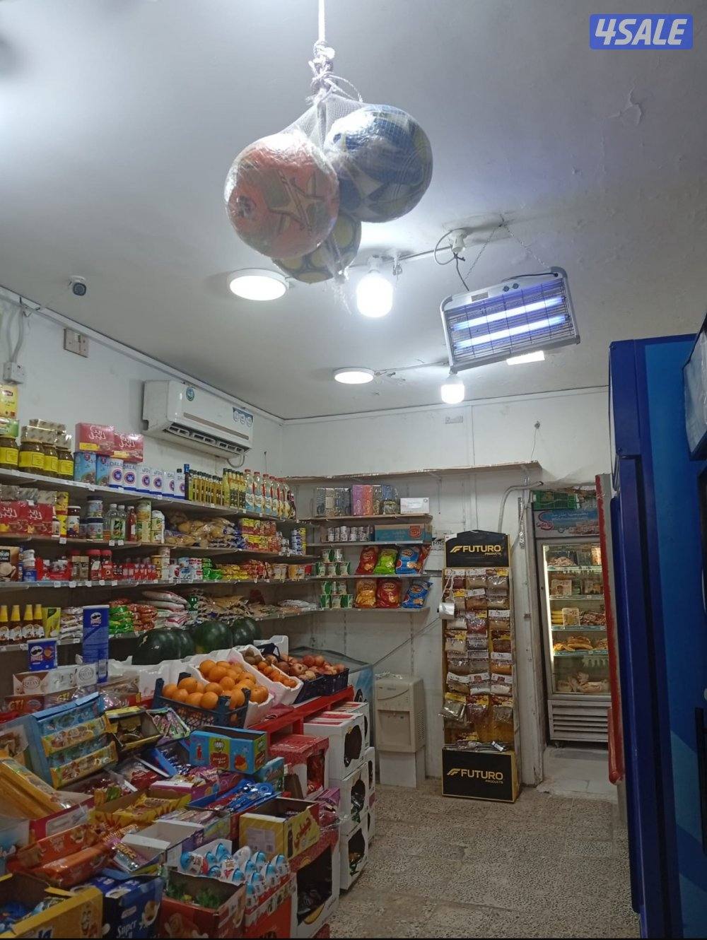 للبيع بقاله ب 5 خلف شارع المطاعم اجارها 450 والكهرباء 20 تقريبا فقط2