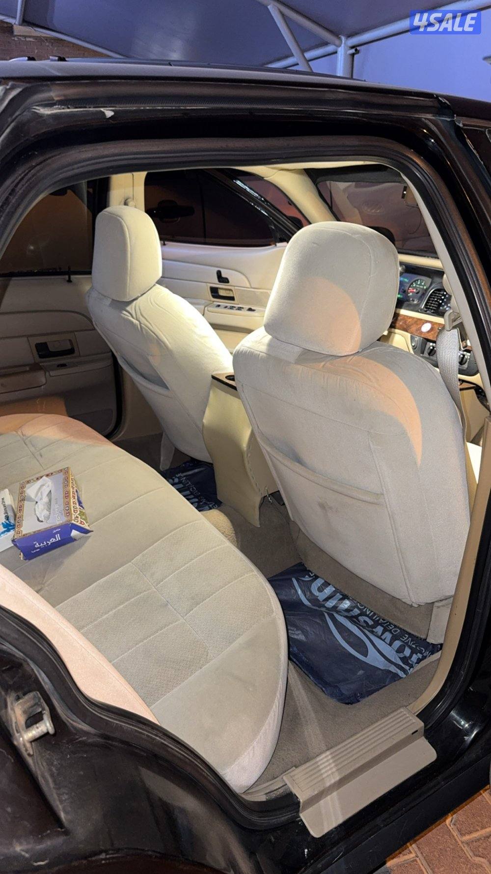 للبيع فورد فكتوريا 2008 شرط الفحص1