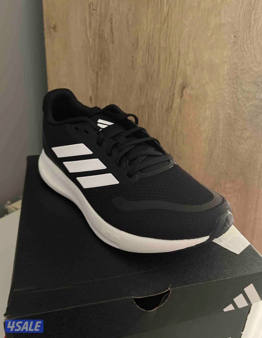 جوتي اديداس اصلي اوريجينال بجوده عاليه للجري والرياضه بالون الأسود1