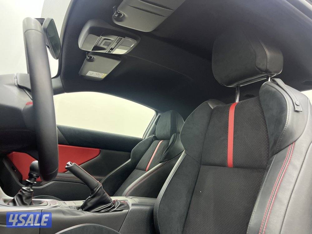 TOYOTA GR-86 23GR86-M_N5