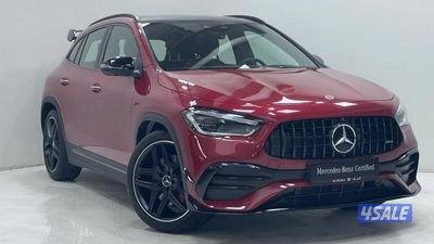 Mercedes-Benz GLA0