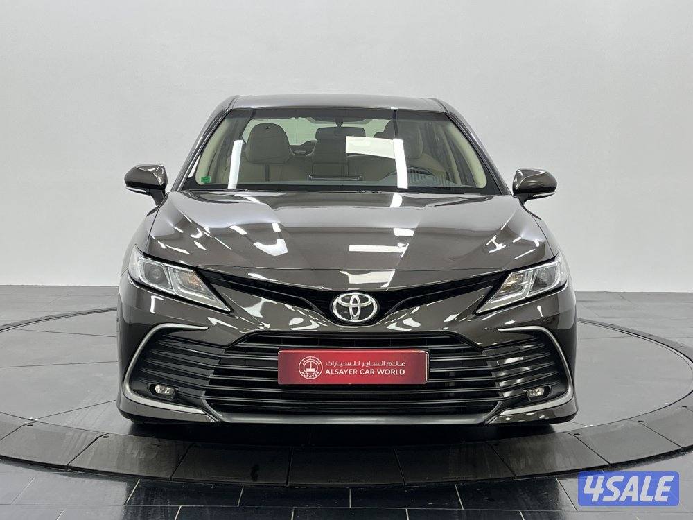 TOYOTA CAMRY GLE 4 CYL MID OPTION16