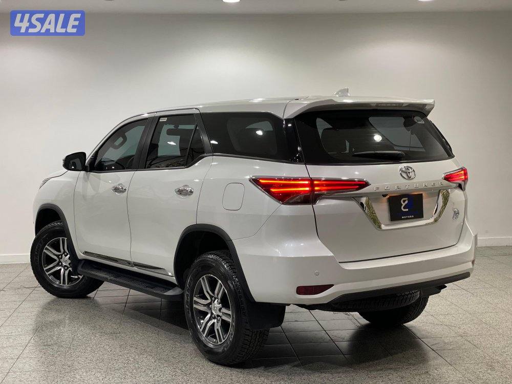 📍TOYOTA / 2025 / صبغ الوكاله / بحاله المصننع 📍2