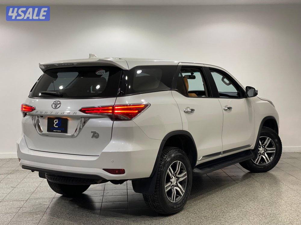 📍TOYOTA / 2025 / صبغ الوكاله / بحاله المصننع 📍6