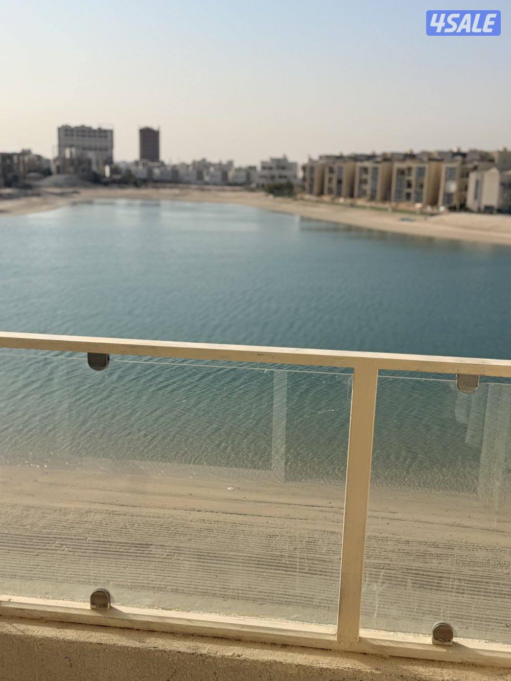 شاليه شقه غرفتين وصاله مطل عالبحر بالدور الثاني0