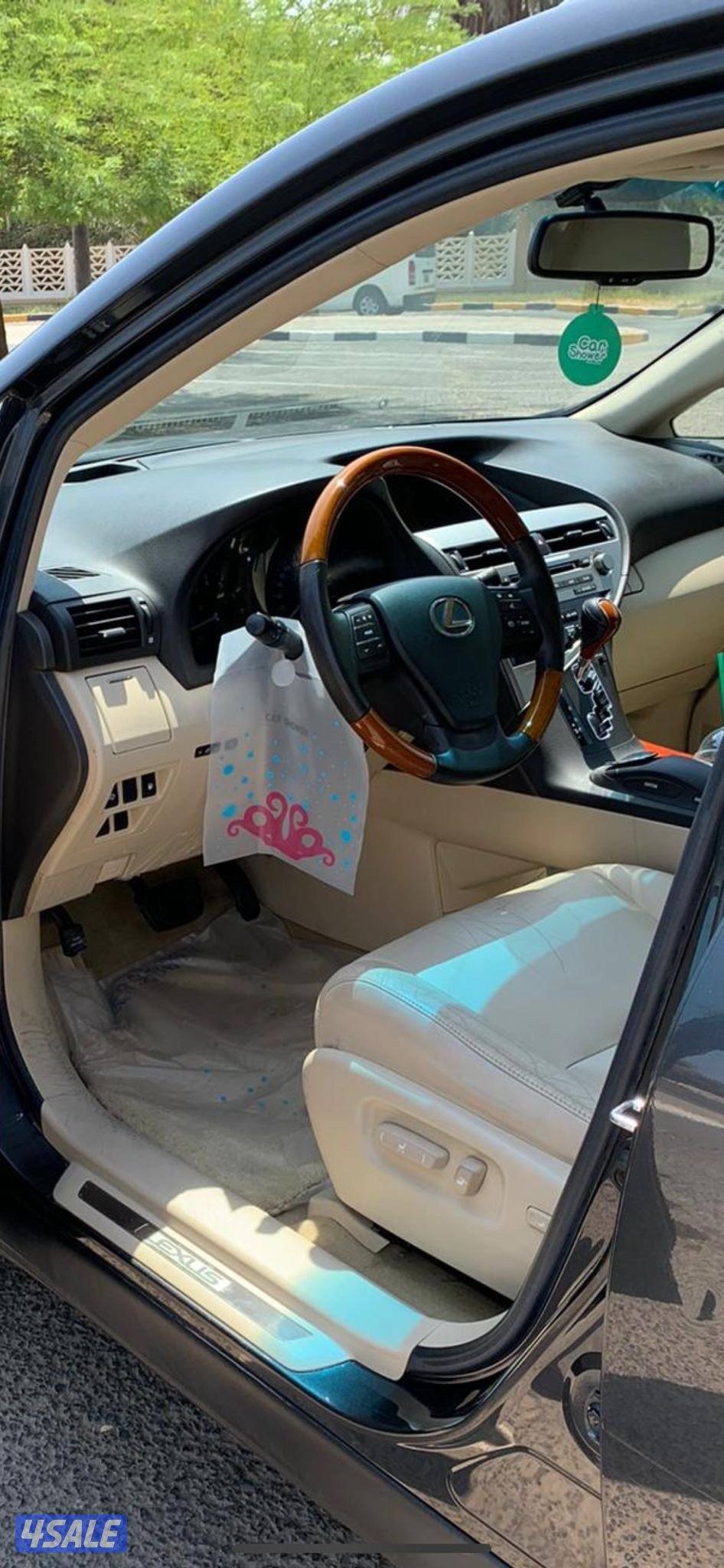 للبيع جيب RXموديل 2010 الدرجة الاولى3