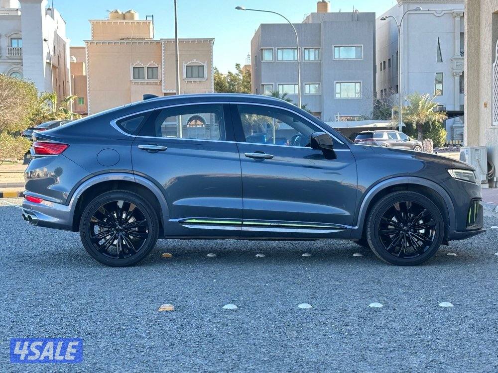 توجيلا موديل 2023 ماشي 90 الف صبغ وكاله4