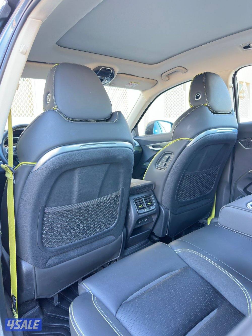 توجيلا موديل 2023 ماشي 90 الف صبغ وكاله13