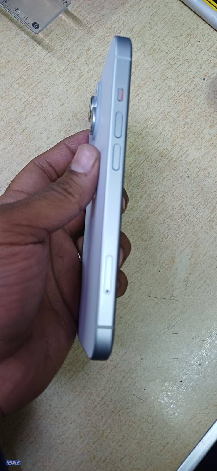 Iphone 15 128gb battery health 95% 5 months use3