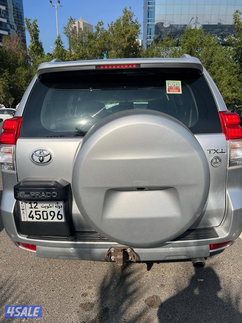 تويوتا لاندكروزر برادو – فضي | بحالة جيدة6