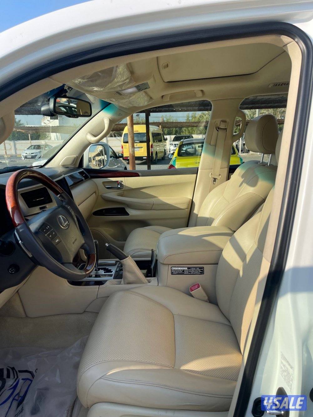 لكزس lx570  وارد قطر صبغ الوكاله شرط الفحص7