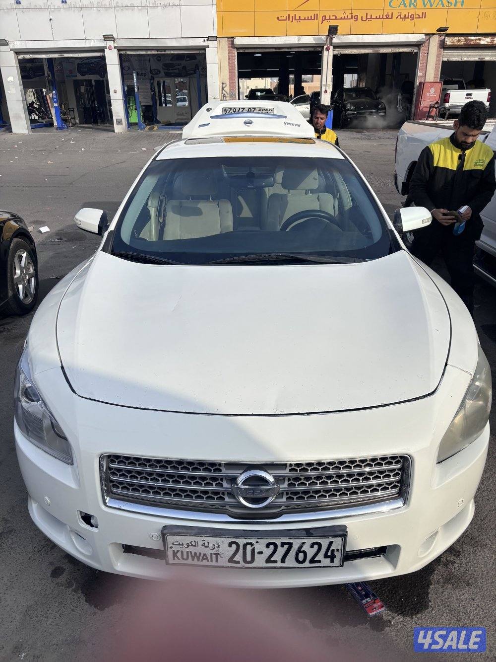 سيارة نيسان مكسيما موديل 20120