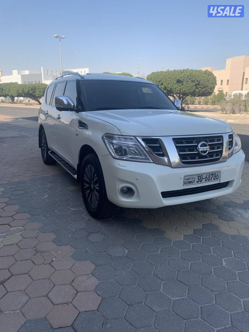 نيسان باترول بلاتنيوم وارد الباابطينن1