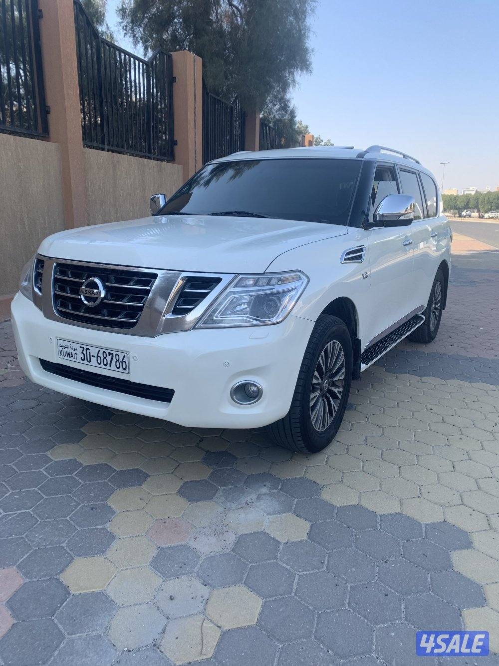 نيسان باترول بلاتنيوم وارد الباابطينن2