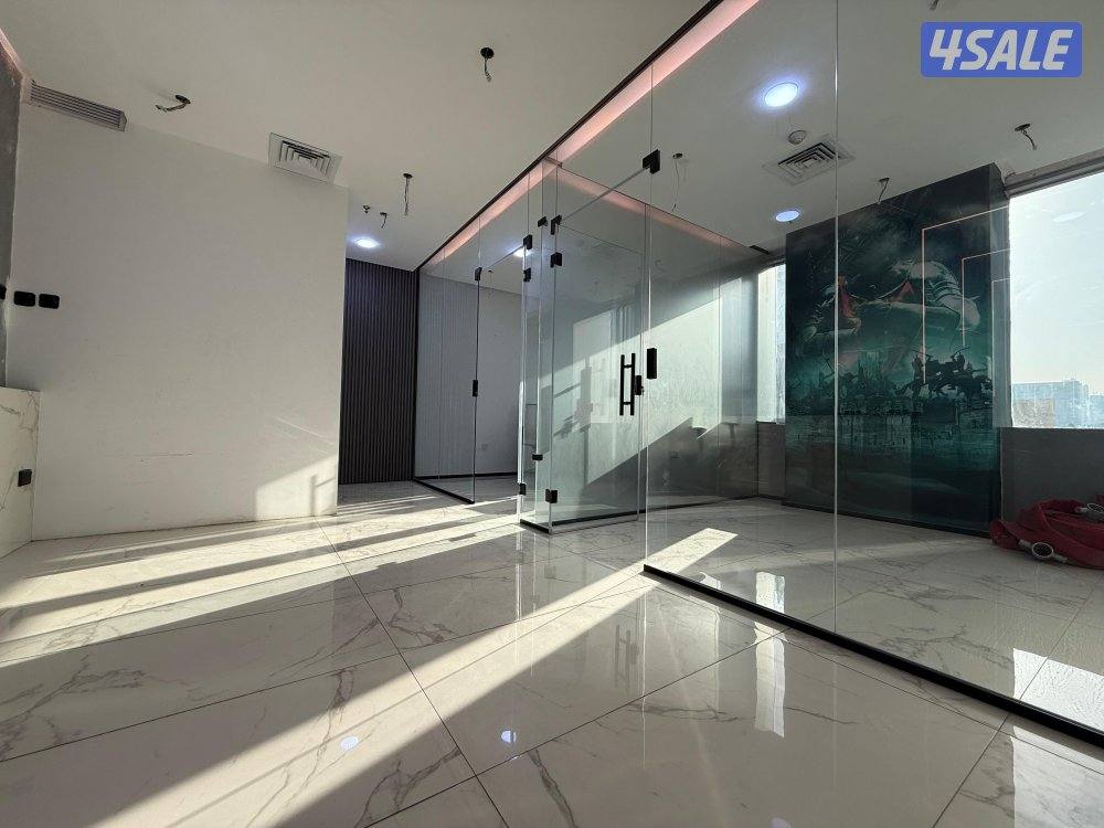 متوفر دور تجاري في برج كتير راقي ، بموقع متميز بشرق المساحه ١٨٠م0