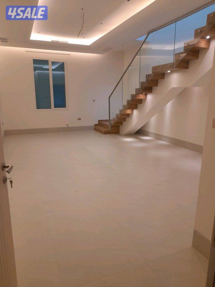 للإيجار دوبلكس بالجابريه ق١٢ مقابل مركز سلطان0