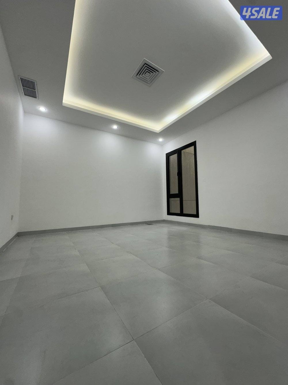 سرداب بالرميثيه المساحة ٢٥٠ متر الإيجار ٥٠٠3