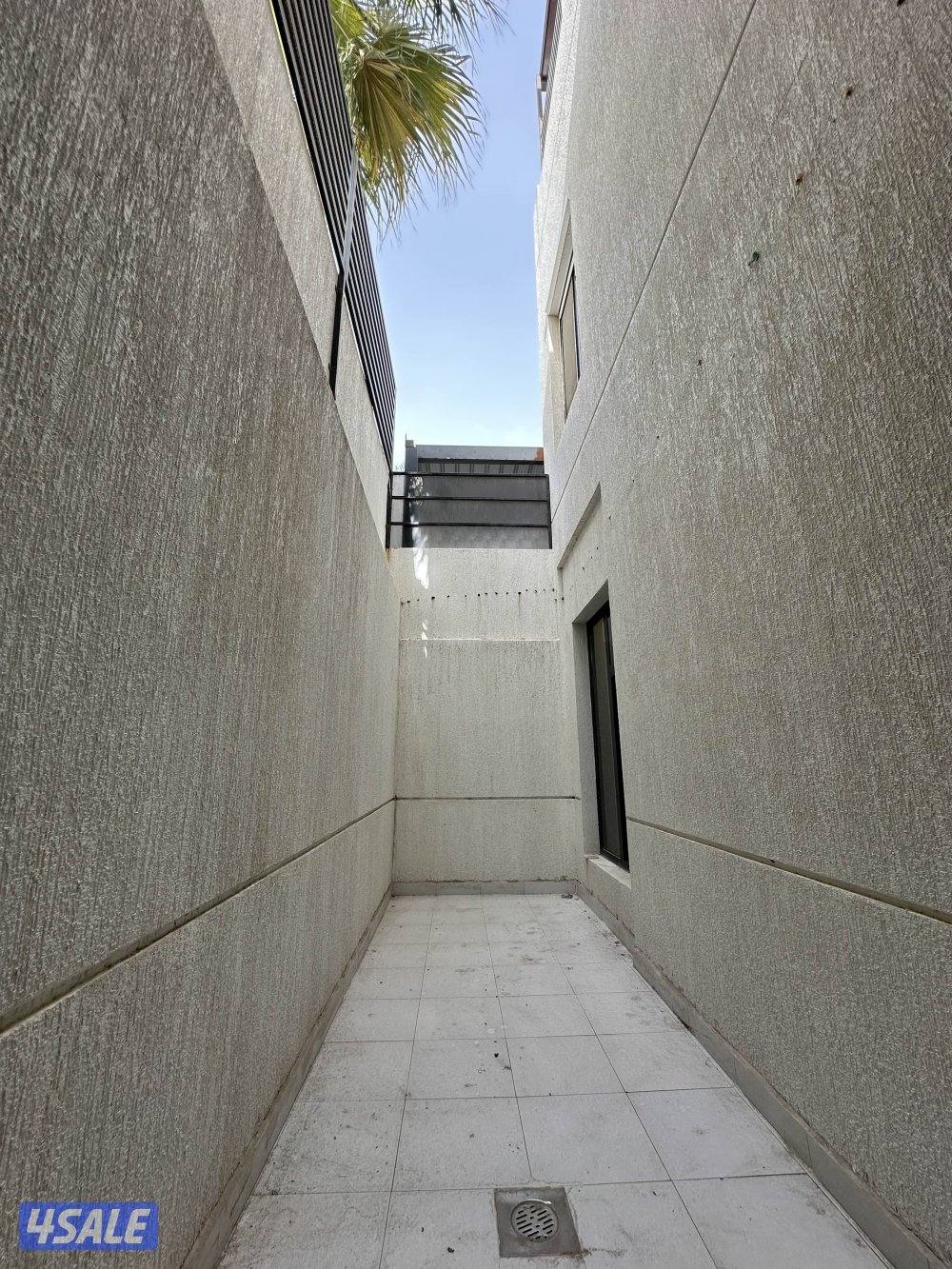 سرداب بالرميثيه المساحة ٢٥٠ متر الإيجار ٥٠٠4