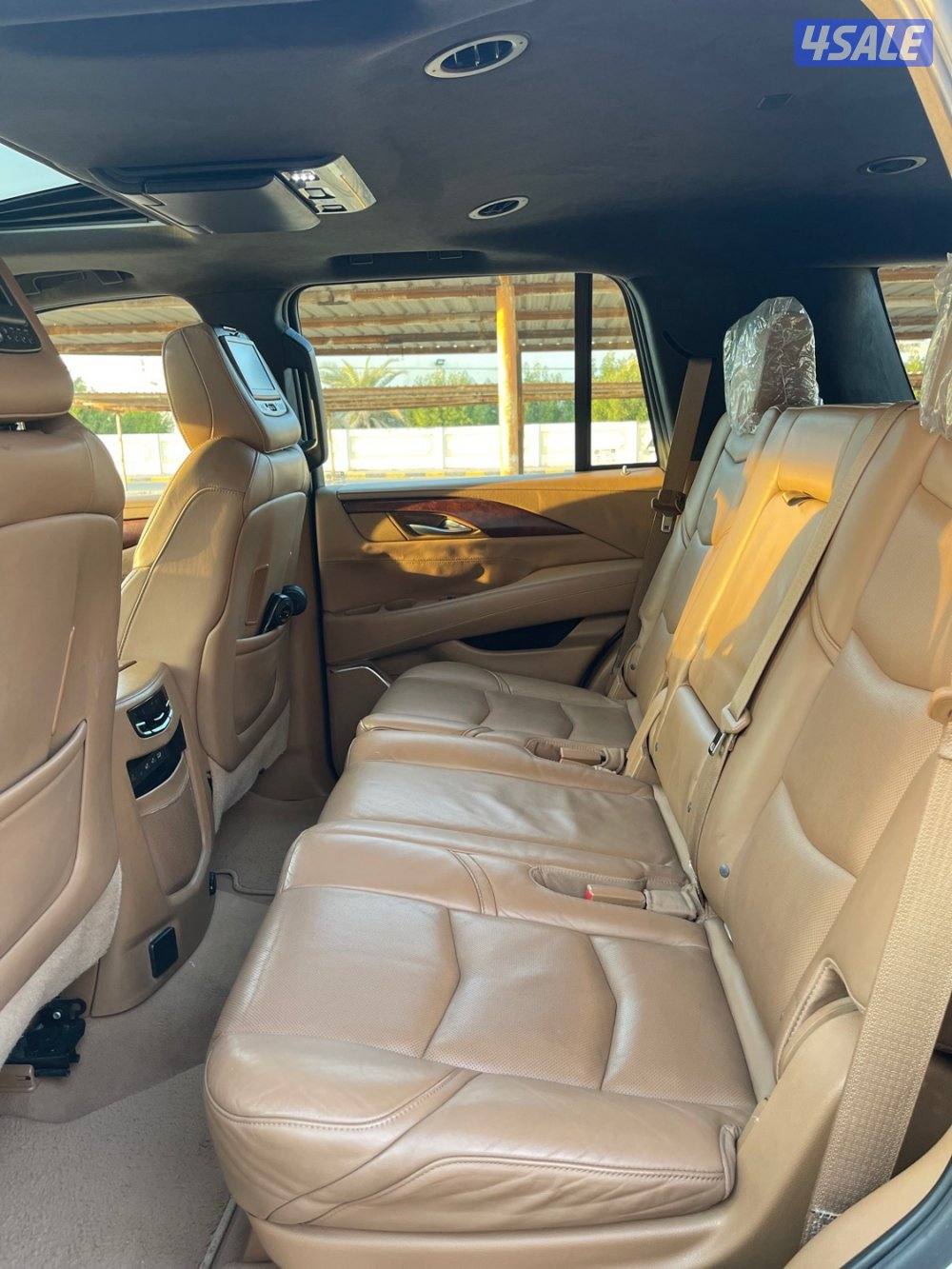 كاديلاك اسكاليد بلاتينوم وارد قطر صبغ الوكاله شرط الفحص4