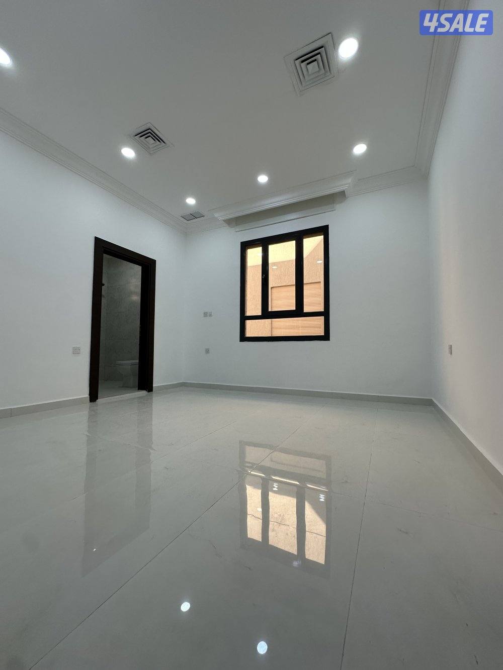 شقه برميثيه شقه سوبر ديلوكس مساحة ٢٠٠ متر0