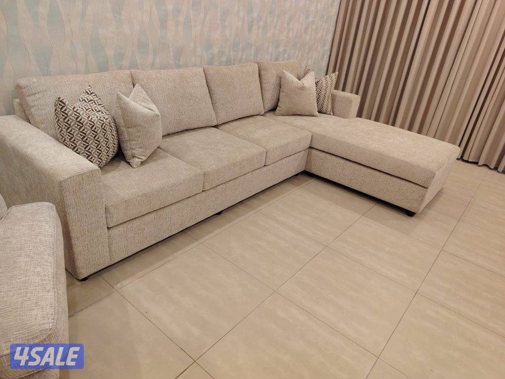 تفصال وتنجيد جميع موديلات الكنب وتفصال ستاير ويفي الفندقيه وديوانيات11