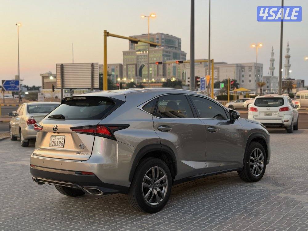 لكزس NX300 موديل 2020 عداد قليل 46 الف KM الساير نقبل تثمين و بدل2