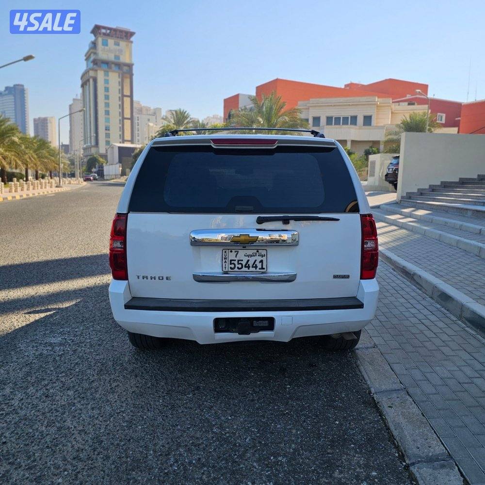 شفروليه تاهو ، ٢٠٠٩  دبل ، شرط الفحص جير وماكينه و شاصي6