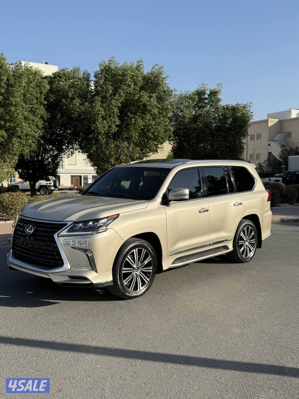 لكزس 570LXالساير 2016 الدرجه الاولي1