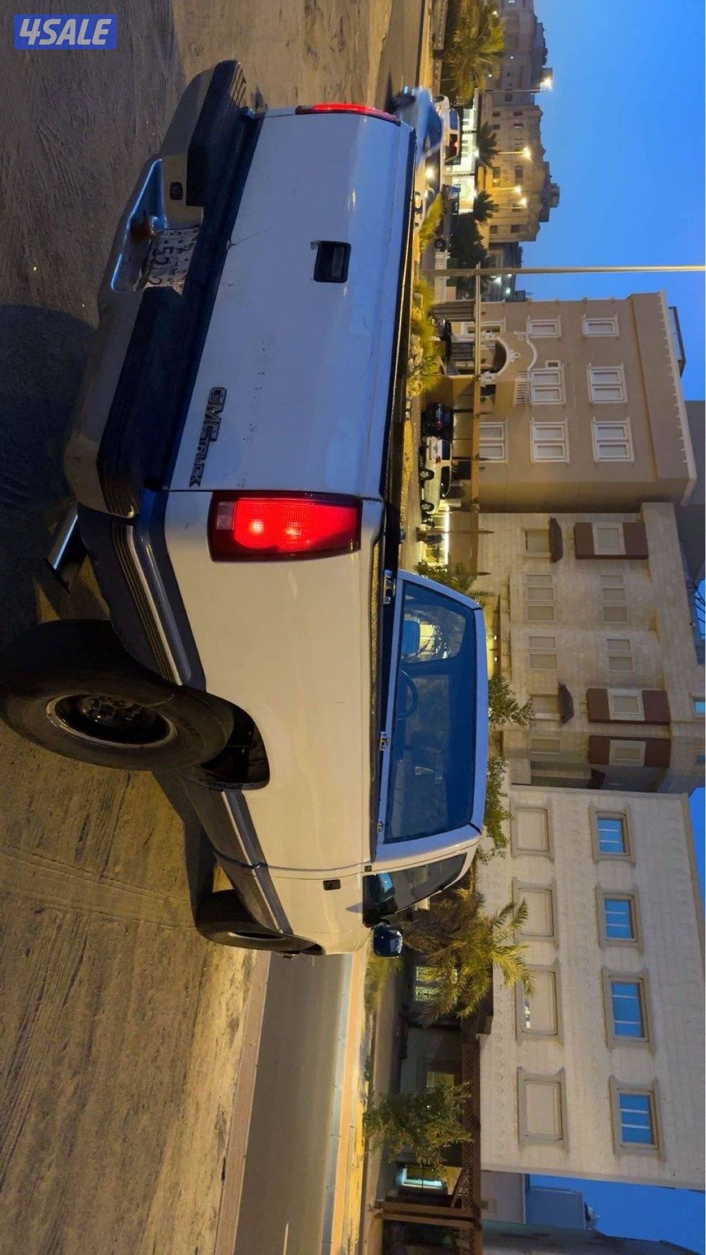 وانيت جمس ٩١3