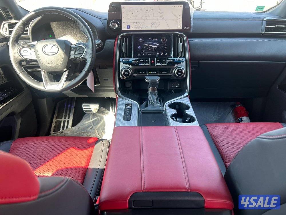 لكزس F.SPORT LX600
twin turbo.V6
موديل 2024 
ماشى 11.000 k.m7