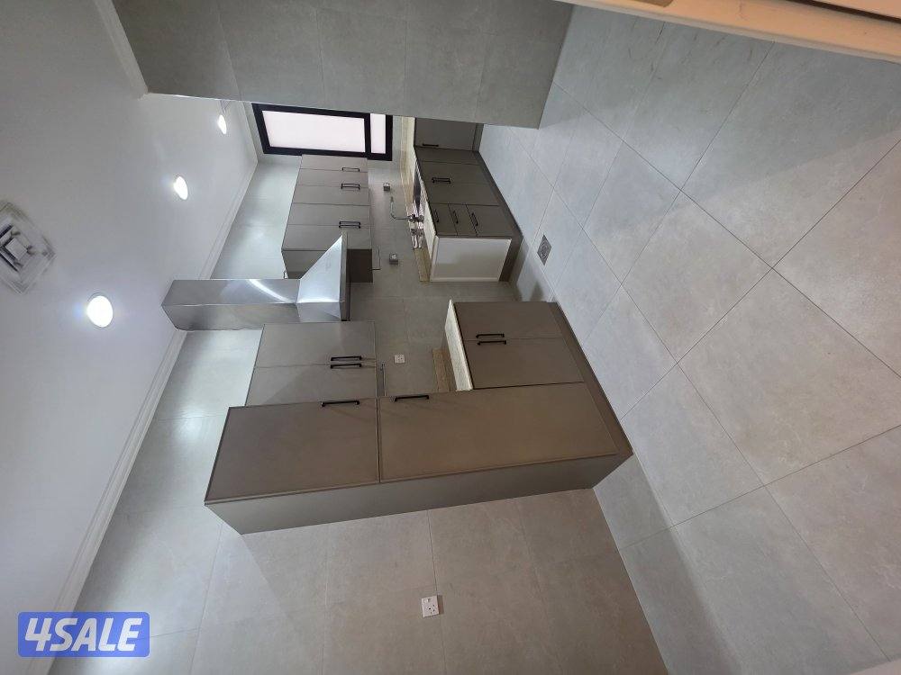 للايجار دور ثاني جنوب خيطان4