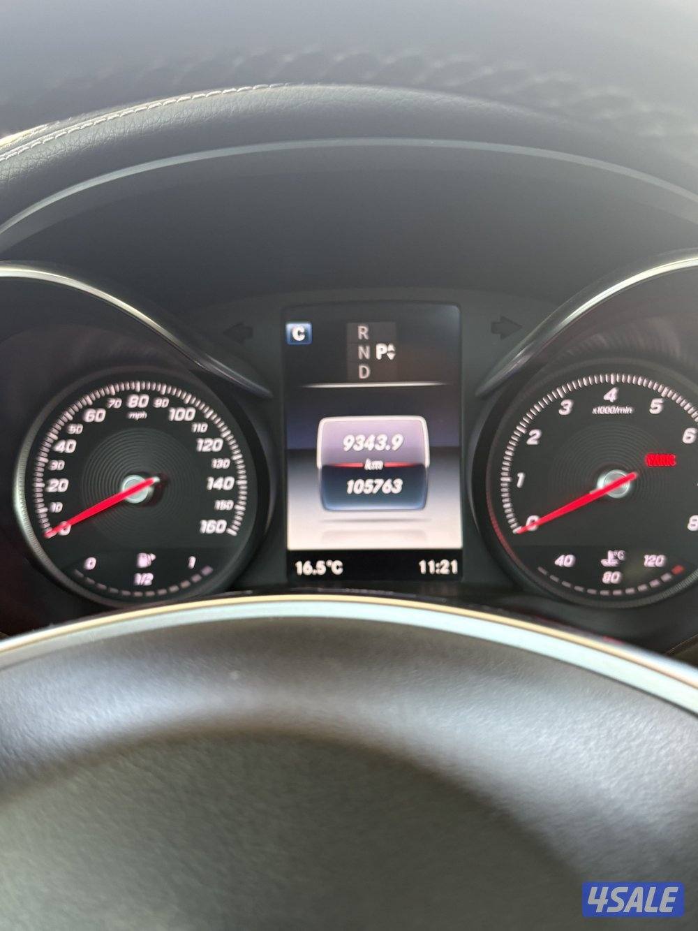 للبيع مرسيدس c-300 ماشية 105 شرط الفحص9