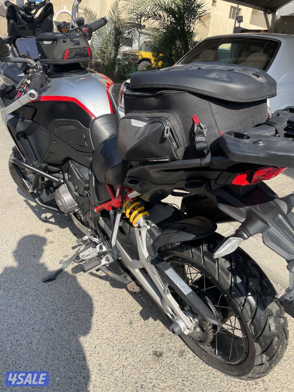 Ducati multistrada v4 rally1