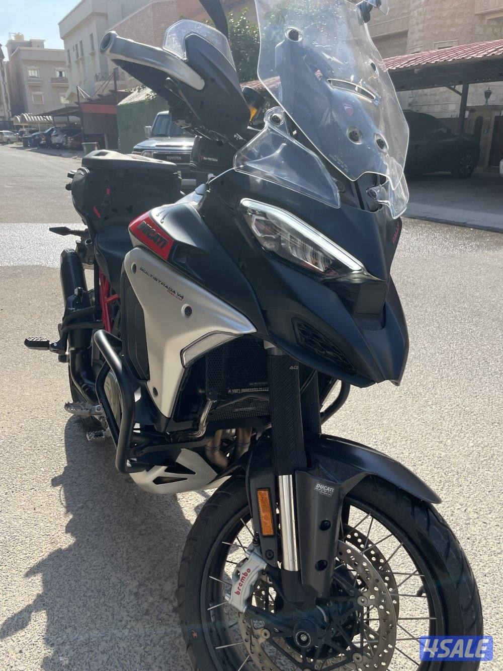 Ducati multistrada v4 rally2