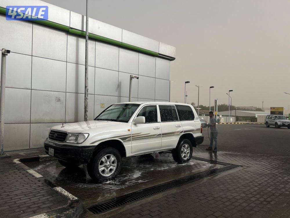 لاند كروزر جي اكس0