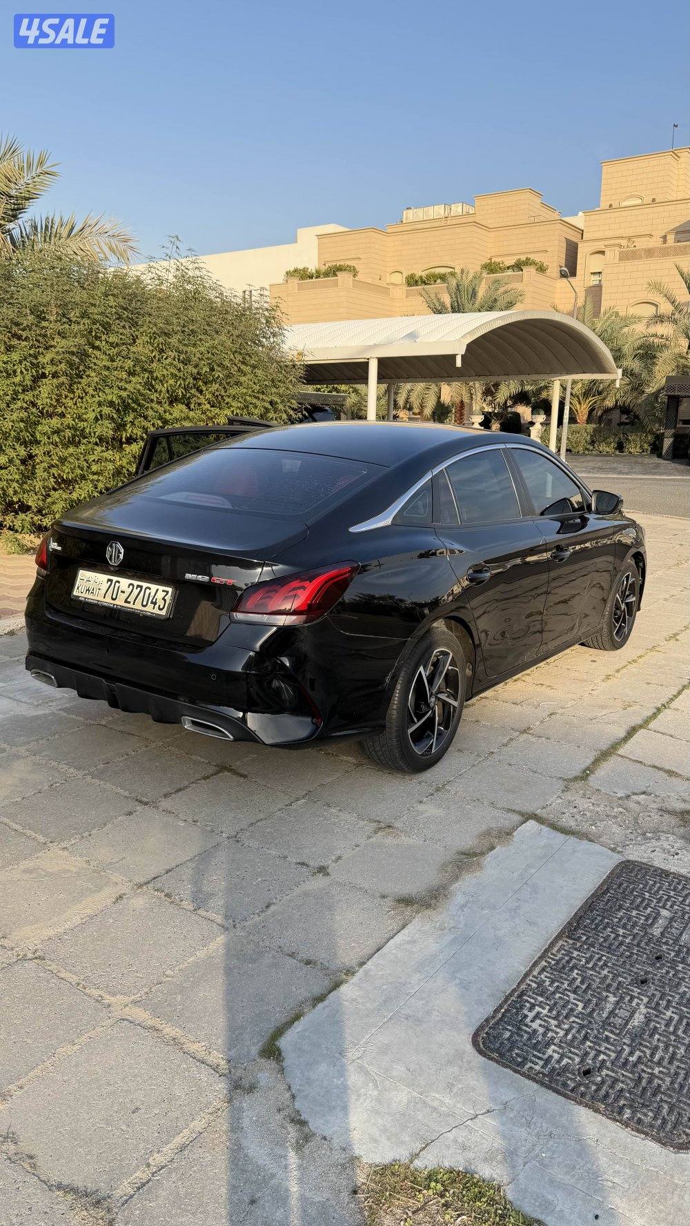 بيعة سريعة MG صالون GT4
