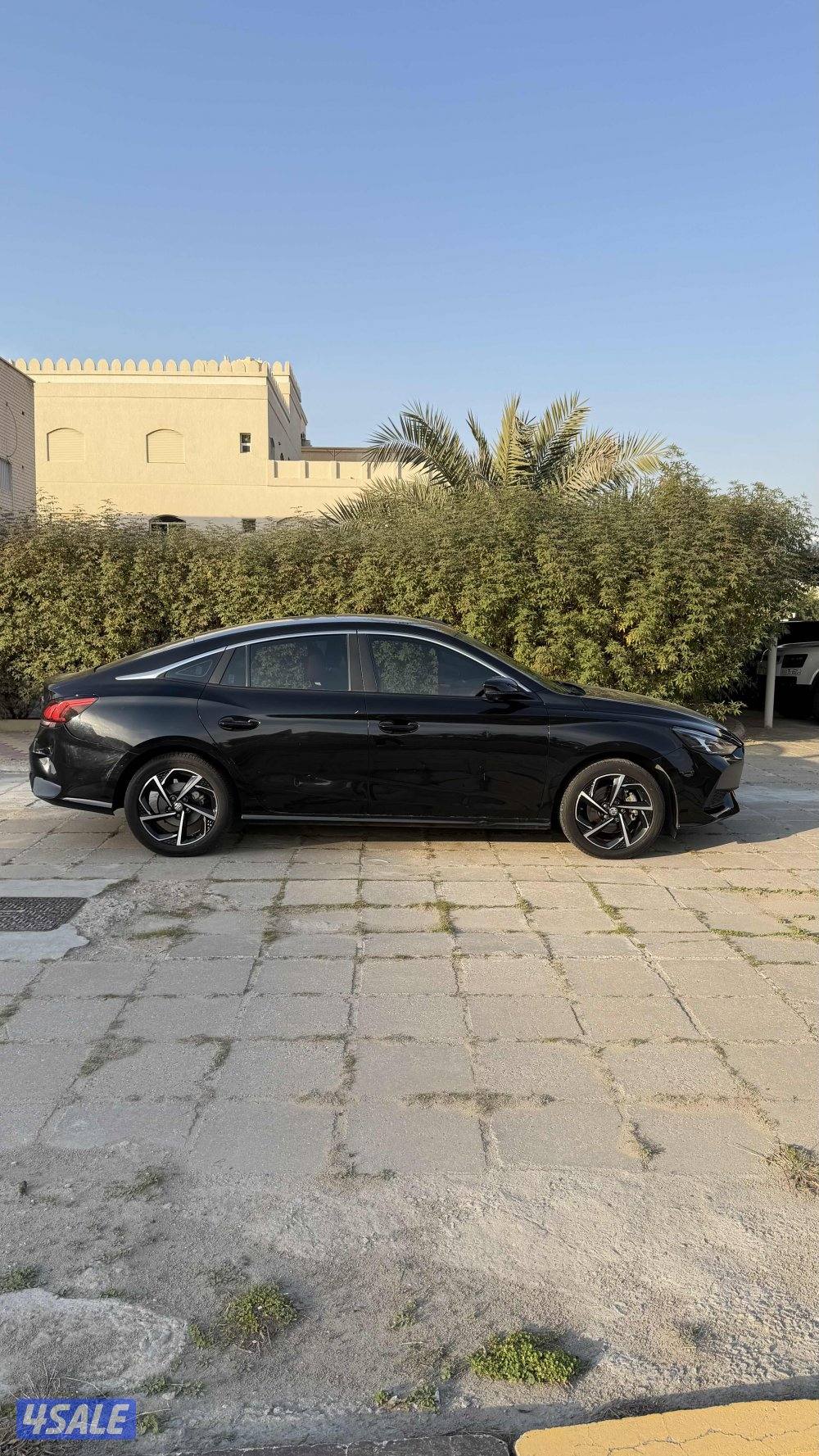 بيعة سريعة MG صالون GT5