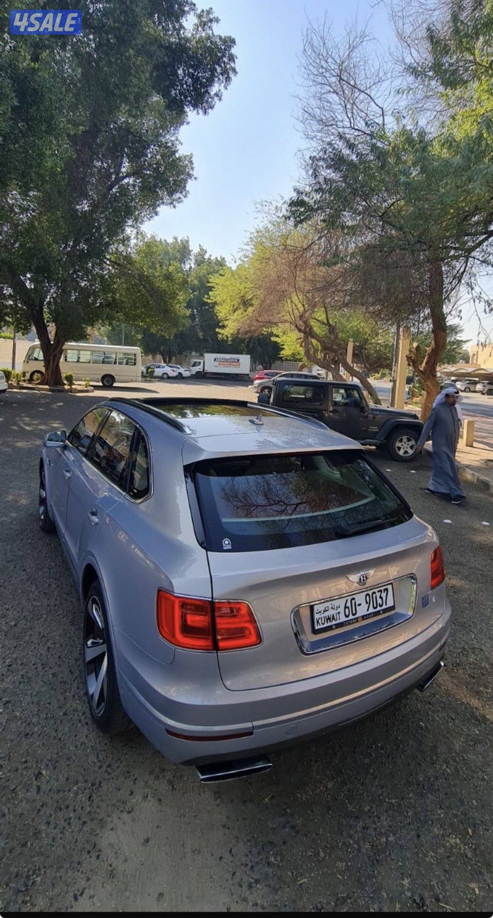 للبيع بنتلي بينتاجا 20178