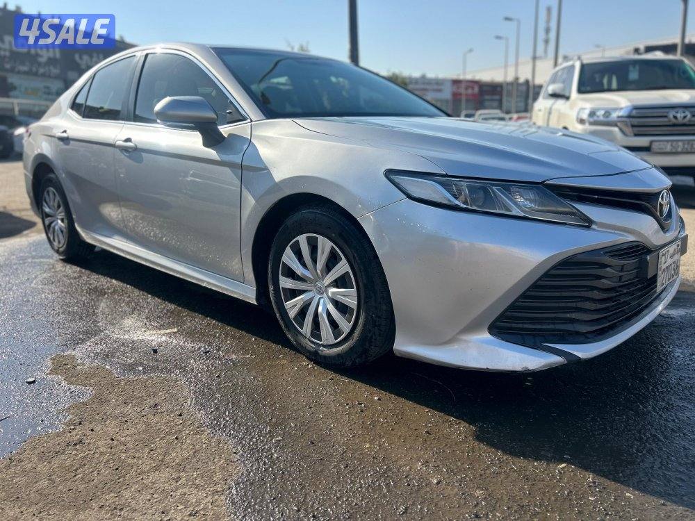 تويوتا كامرى.V4 -LE 
موديل 2019
ماشى 101.000 k.m 
وارد الساير.1