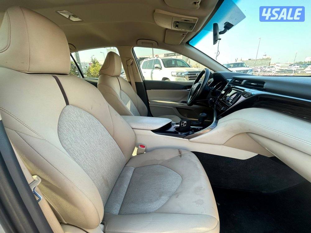 تويوتا كامرى.V4 -LE 
موديل 2019
ماشى 101.000 k.m 
وارد الساير.4