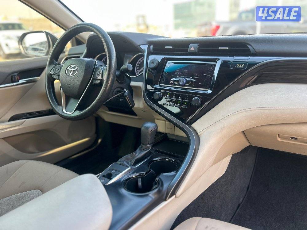 تويوتا كامرى.V4 -LE 
موديل 2019
ماشى 101.000 k.m 
وارد الساير.7