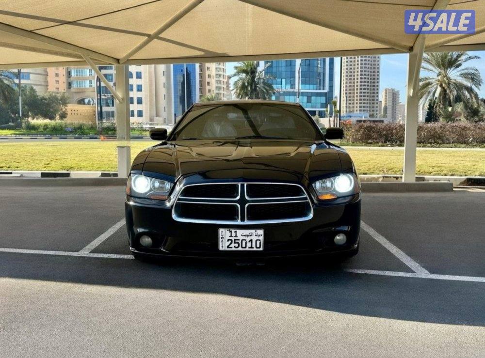 دودج تشارجر - الموديل:2012 - العداد:2701