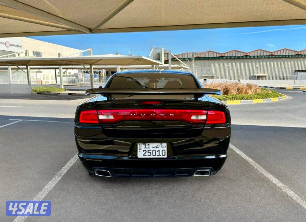 دودج تشارجر - الموديل:2012 - العداد:2705