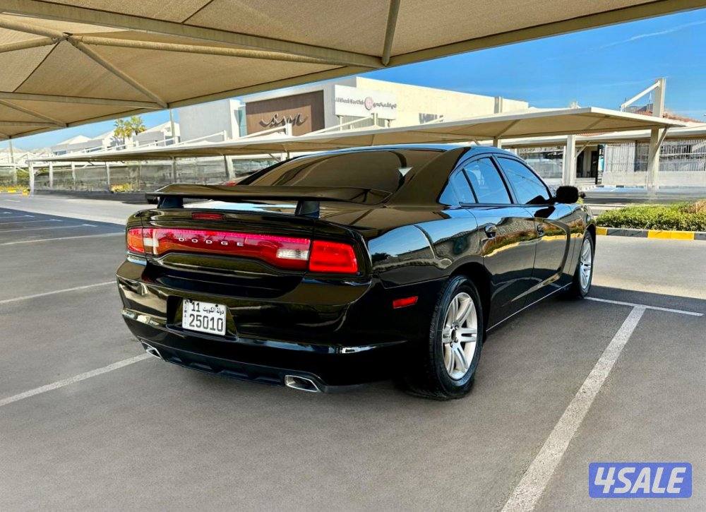 دودج تشارجر - الموديل:2012 - العداد:2706