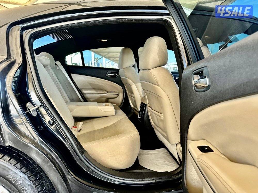 دودج تشارجر - الموديل:2012 - العداد:2709