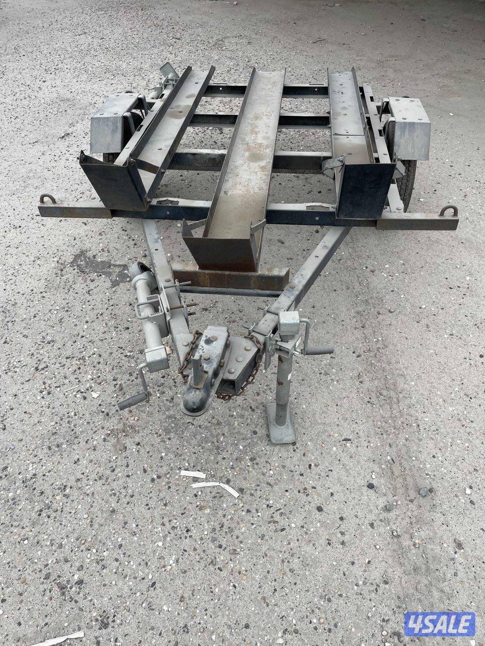 للبيع عربانة تشيل 3 سياكل ديرت بايك او سيكل واحد ادفنشر ،،1