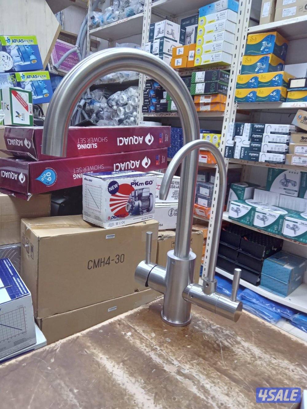 فني صحي تكسير وترميم الحمامات والمطابخ وصيناتها وتركيب السيراميك0